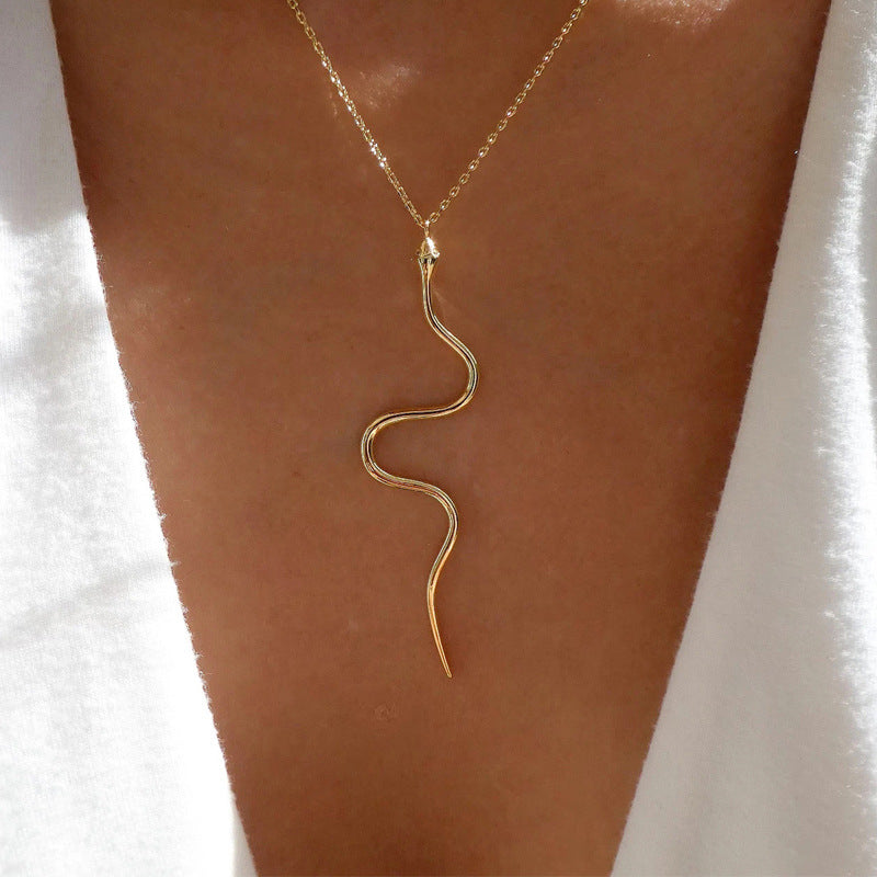Baroque Pearl Gold Lariat Necklace – Long Snake Chain Y-Drop